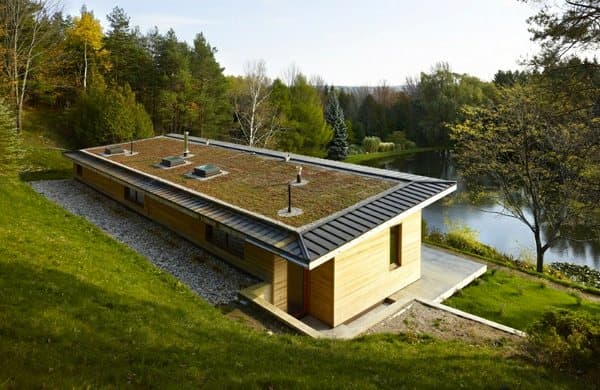 cubierta-ajardinada-+House-casa-sostenible-lago