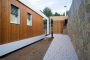 El-Refugi-casa-prefabricada-NOEM-lateral