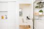 El-Refugi-casa-prefabricada-NOEM_GO-puerta-estudio