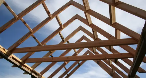 materiales para construir una mini casa