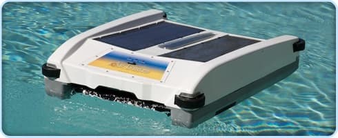 Solar Breeze: ROBOT solar para limpiar la piscina skimmer-solar-breeze