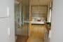 casa con contenedor por dentro