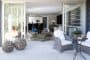 terraza-salon-casa-con-4-contenedores