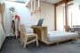 casa-Med_In_Italy-dormitorio-cama-escritorio