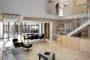 salon-doble-altura-casa-sostenible