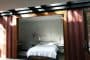 dormitorio-Six_Oaks-casa-container-California