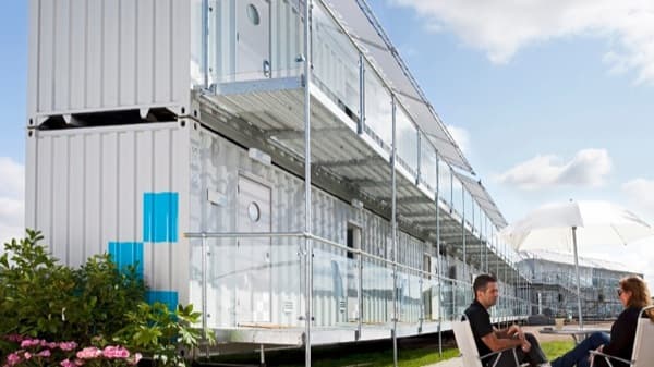 Snoozebox-hotel-portatil-contenedores apilados, exterior Snoozebox-hotel-portatil-contenedores apilados, exterior
