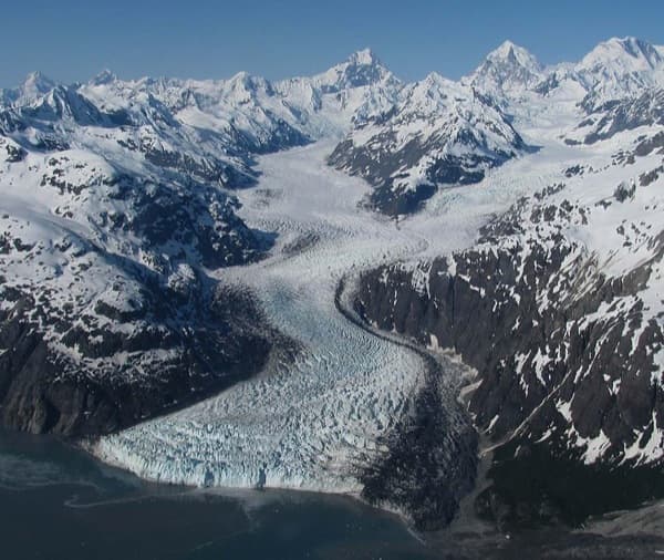 El deshielo de los glaciares podría frenar el calentamiento global hierro-deshielo-glaciares