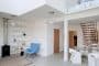 interior-sala-CarbonLight Homes-casas-sostenibles