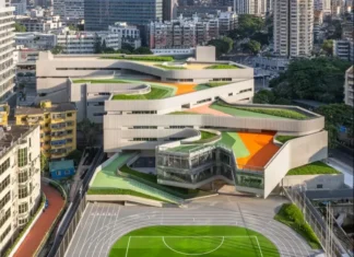 Vista edificios clases de Escuela de Idiomas Cuizhu en China.